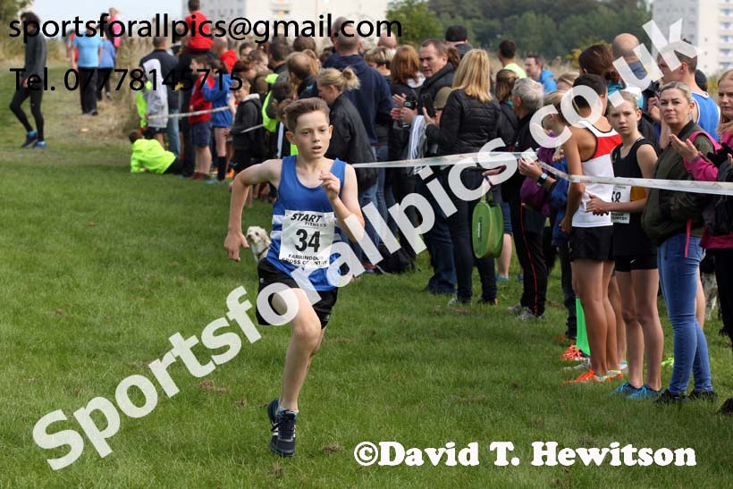 Boys and girls under-13s, Sunderland Harriers Cross Country Relays, Farringdon, Sunderland . Photo: David T. Hewitson/Sports for All Pics